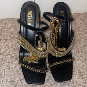 Sexy Black & Gold Chain Heels